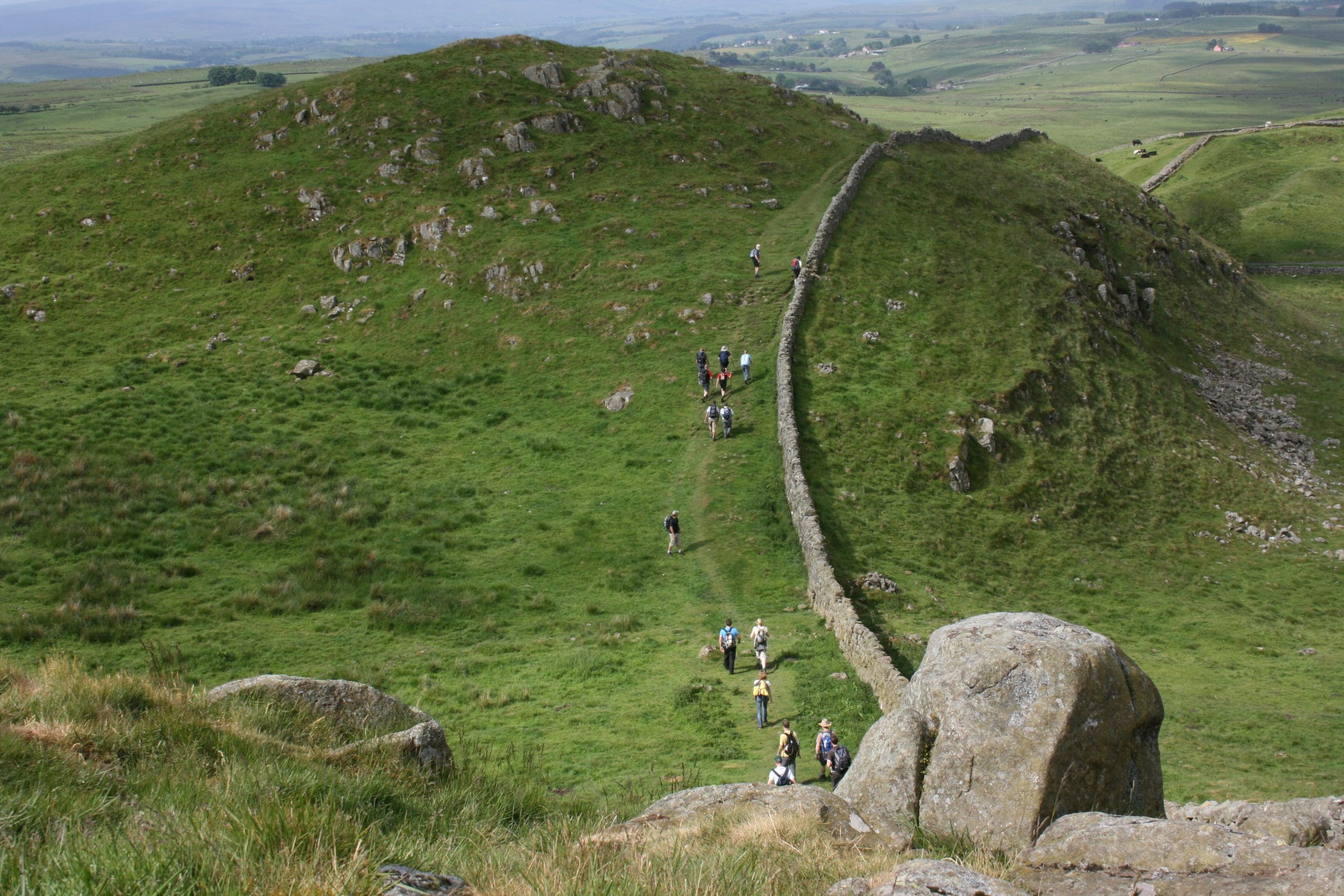 hadrian's wall coach tour